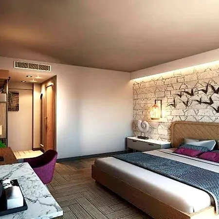 Ξενοδοχείο Risus