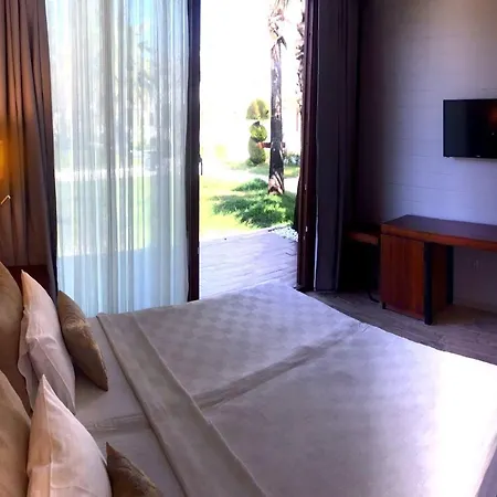 Risus 5* Kusadası