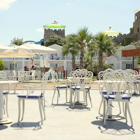 Risus Hotel