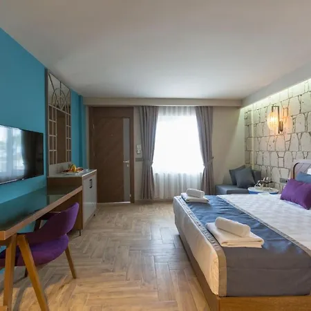 Risus Hotel