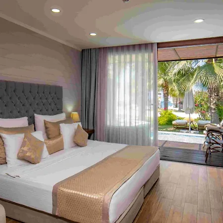 Hotel Risus Kusadasi