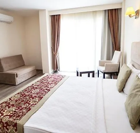 Risus Hotel Kusadasi