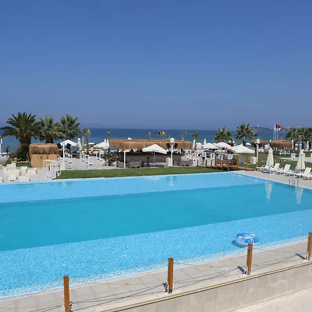 Risus Hotel 5*
